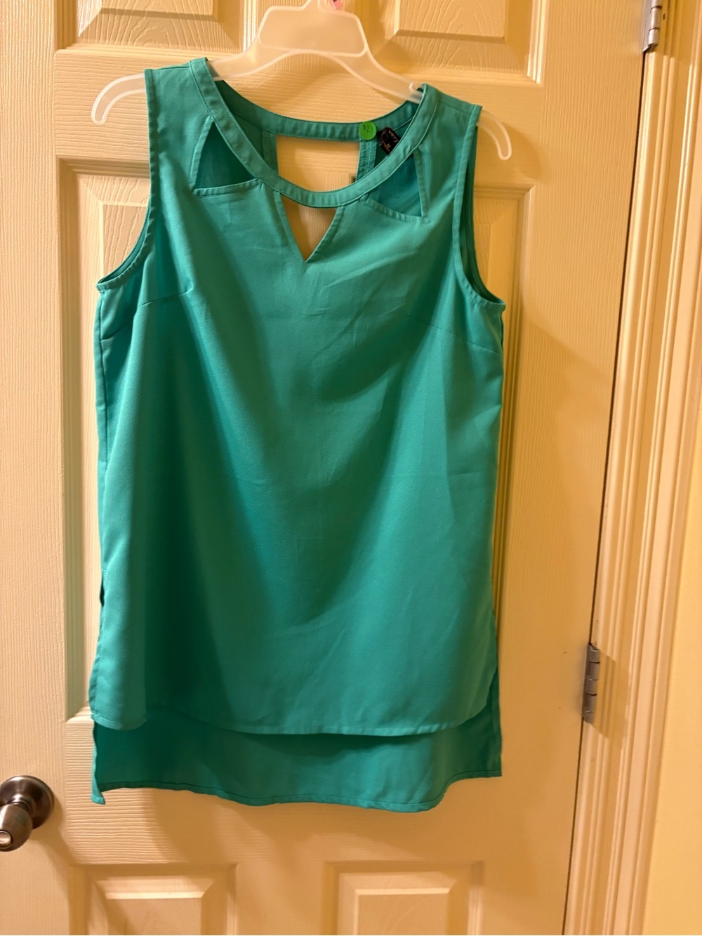 Very J Teal Sleeveless Keyhole Neck Blouse